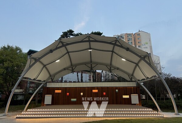 유적근린공원 야외무대시설