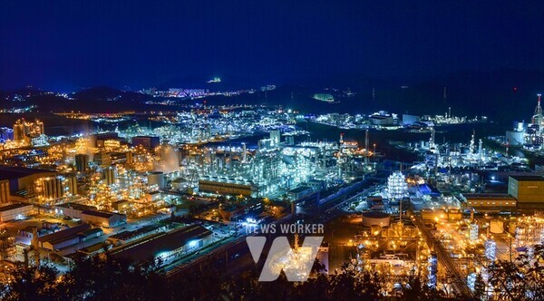 여수국가산단 전경