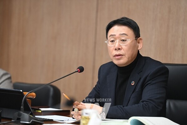 광주 서구의회 오광록 의원이 상임위원회에서 발언하고 있다. (사진 = 오광록 의원 제공)