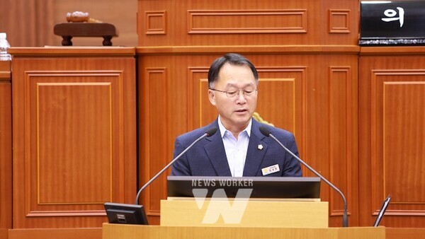 나주시의회(의장 이재남)는 제264회 임시회 제2차 본회의에서 '중소기업의 안정적인 투자 및 경영 촉진을 위한 제도 개선 촉구 건의안'을 의결했다