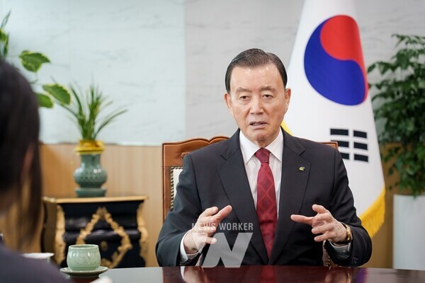 한국농수산식품유통공사 홍문표 사장