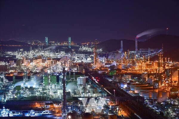 여수국가산단 전경