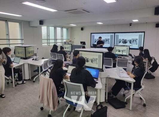 중등학교에 구축된 AI기반 다중학습분석 교실 플랫폼 ‘ALC(Active Learning Classroom)