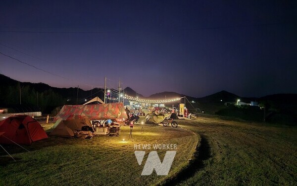 캠핑장 야경