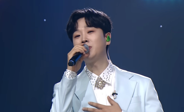 수묵화 보이스로 유명한 송민준 [사진=미스 앤 미스터 트롯]