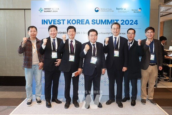 광양만권경제자유구역청(청장 구충곤, 이하 광양경제청)은 11월 6일부터 8일까지 그랜드 인터컨티넨탈 서울 파르나스에서 열리는 「인베스트 코리아 서밋 2024 (Invest KOREA Summit 2024)」에 참가해 투자유치 활동을 펼치고 있다고 밝혔다