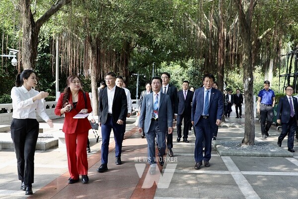 광양시는 정인화 시장을 단장으로 한 민․관․경제 대표단이 11월 5일부터 8일까지 일정으로 중국 선전시를 방문했다