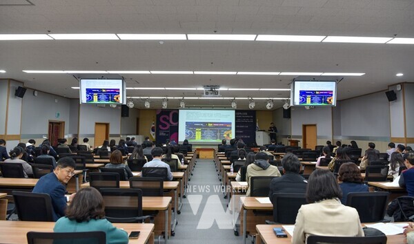 국립순천대학교(총장 이병운)는 지난 7일 학내 70주년 기념관 초석홀에서 지자체, 대학, 산업체 관계자들이 참여한 ‘제1차 글로컬혁신포럼’을 성공적으로 개최했다