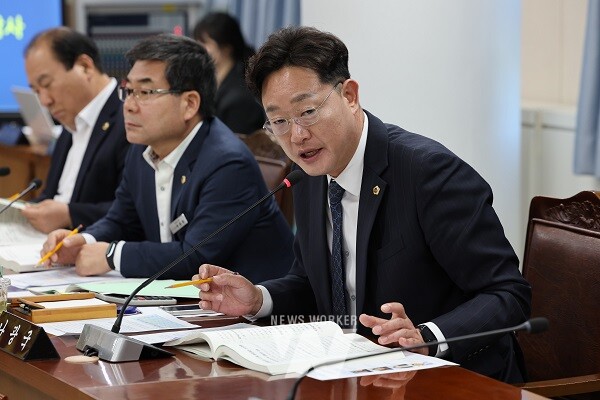 발언하는 나광국 도의원(더불어민주당·무안2)