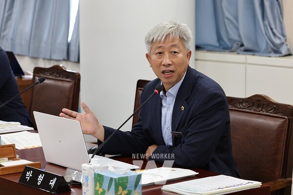 발언하는 전남도의회 박형대 의원(진보당ㆍ장흥1)