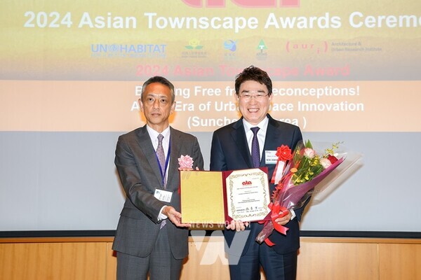 전남 순천시(시장 노관규)는 지난 18일 UN-해비타트 아시아태평양 지역본부와 아시아 해비타트 협회 등 국내외 5개 기관이 공동 주최하고 일본 후쿠오카에서 개최된 ‘2024아시아도시경관상’에서 본상을 수상했다