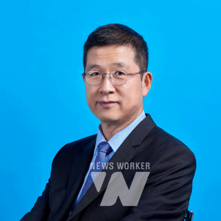 순천대 여 현 교수