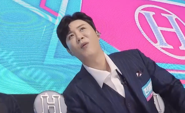 '현역가왕2' 2회에서 자체평가전에 나서는 진해성. 1회에서는 노래도 안 했는데 카메라에 자주 잡힐 만큼 비중이 컸다. [사진=MBN '현역가왕2' 캡처]