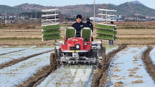 밭농업 기계화 촉진 농업인 다짐대회 및 연시회