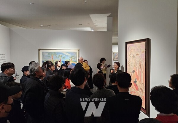 ‘찬란한 전설 천경자, 탄생 100주년 기념 특별전’에 전국 각지에서 많은 관람객이 방문하고 있다