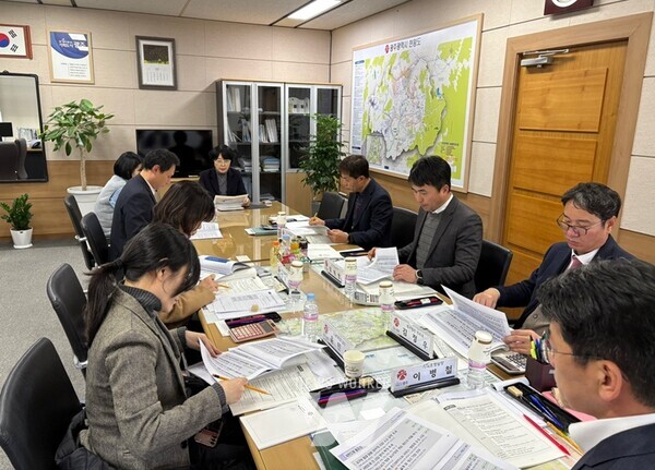 광역위생매립장 색도 저감시설 설치의 불필요성을 제시해 예산절감한 사례가 올해 하반기 광주시 적극행정 우수사례로 선정됐다.