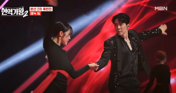 뮤지컬 요소를 많이 도입한 에녹의 '낭만에 대하여' [사진=MBN MUSIC]