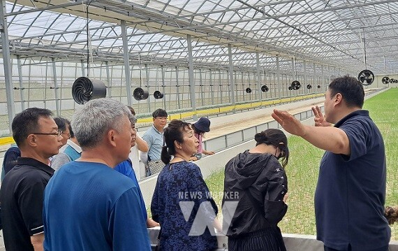 친환경특용작물 과정 아쿠아포닉스 현장 교육