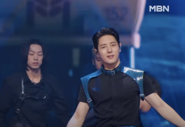 성리와 가진 두 번째 대결에서도 지며 위기감이 감도는 김중연 [사진=MBN '현역가왕2' 7회 캡처]