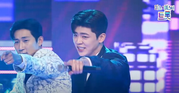 안무를 더해 '전성기' 무대의 흥을 더한 박지현 [사진=미스 앤 미스터 트롯]