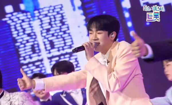 진해성과 함께 MBN '현역가왕2'에 출전 중인 최수호 [사진=미스 앤 미스터 트롯]