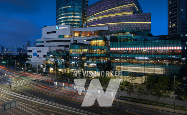 현대백화점 디큐브시티 [사진=현대백화점]