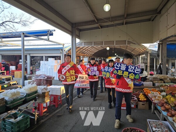 산불조심기간의 본격적인 시작에 맞춰, 보성읍(22일), 조성면(23일), 벌교읍(24일) 전통시장에서 군민들을 대상으로 산불예방 캠페인을 진행했다