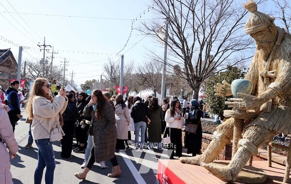 지난해 열린 강진 청자축제 모습.
