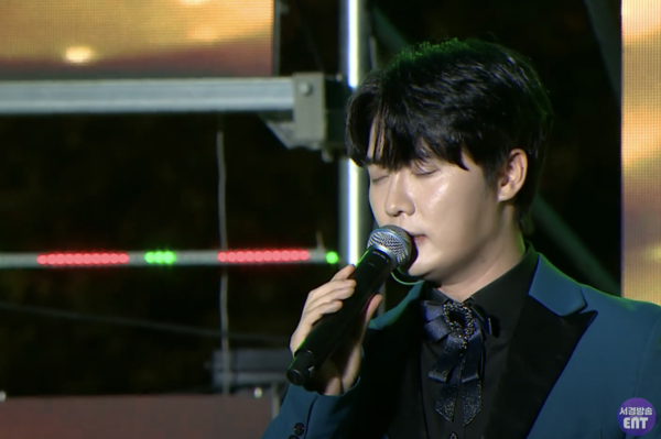 손빈아의 '불효자는 웁니다' 무대 중에서 [서경방송ENT 공식 유튜브]