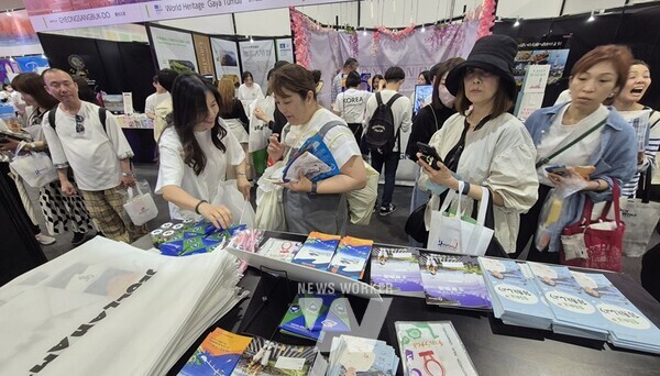 (재)2026여수세계섬박람회 조직위원회는 5월 13일부터 16일까지 일본 오사카 엑스포에서 열린 ‘한국관광페스타’에 참가해 해외 관람객 유치 활동을 했다.