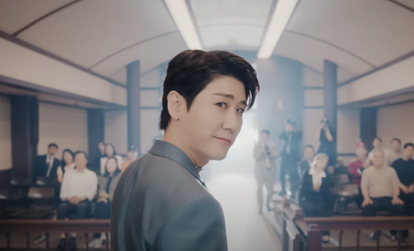 영탁의 1인 다역 연기가 돋보인 '폼미쳤다' 뮤직비디오 중에서 [사진=원더케이(1theK) 공식 유튜브]