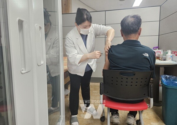 코로나 예방 접종