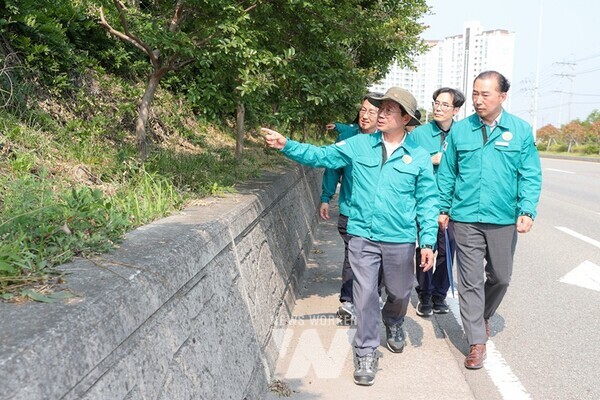 전남 광양시(시장 정인화)는 지난 27일 ‘5월 제2차 현장 소통의 날’을 운영하고, 주요 사업 현장을 방문해 추진 상황을 점검했다