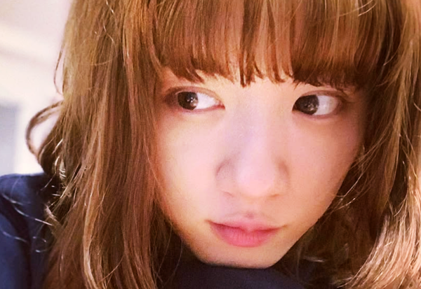 다나카 케이와 불륜설로 이미지가 하락한 나가노 메이 [사진=나가노 메이 인스타그램]