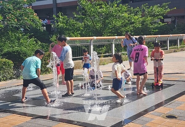 꽃가람공원 바닥분수