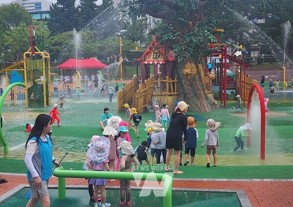 성산공원 어린이 물놀이장