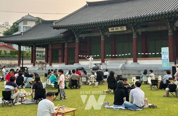 ‘문화가 있는 날-구석구석 문화배달’ 5월 구석구석 목사골, 문화파티 출책 행사 모습