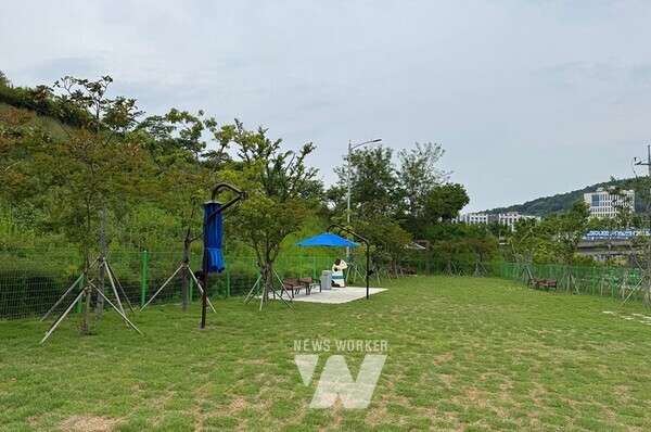 여수 이순신공원 반려견 놀이터 전경