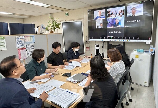 전남도는 코로나19 재확산 및 변이바이러스 유입에 효과적으로 대응하기 위해 지난 10일 감염병 대응 의료협의체를 개최했다.