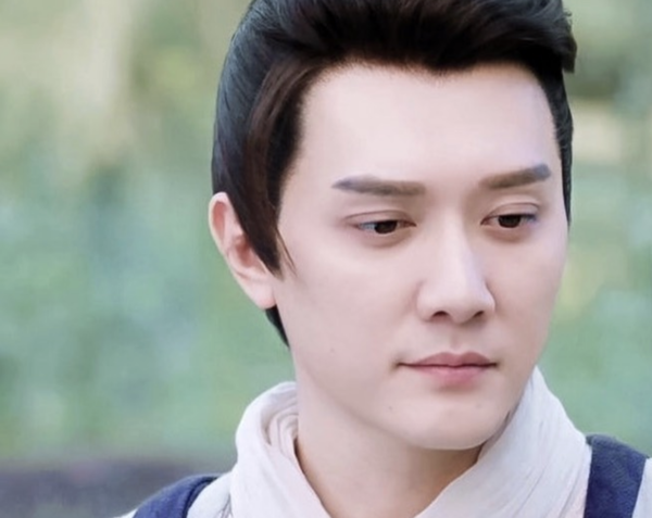 조려영과 재결합설이 계속돼 온 풍소봉 [사진=풍소봉 인스타그램]