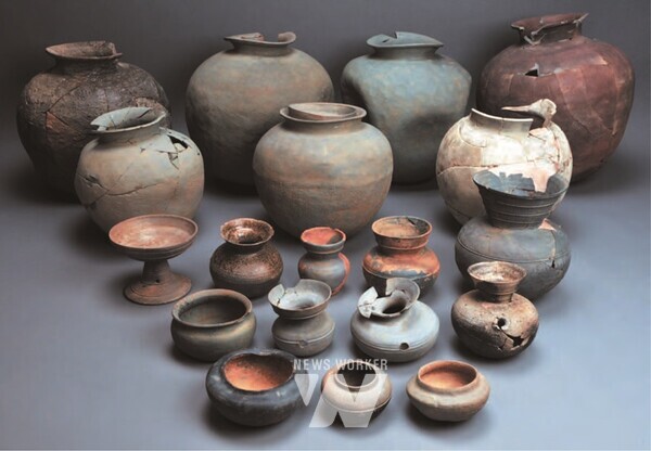 토기(옥야리 장동 방대형 고분 출토)