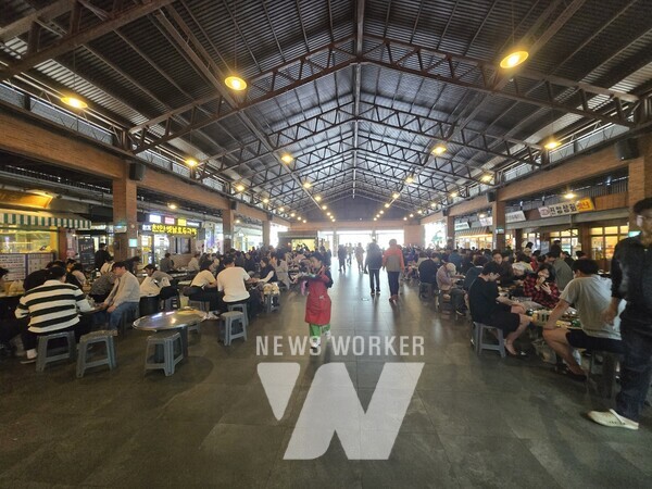 예산시장 [사진=뉴스워커]