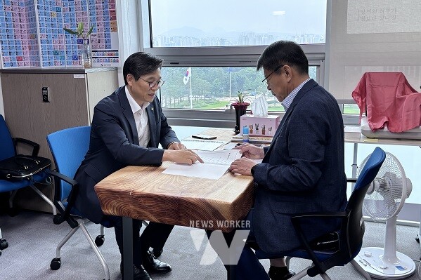 우승희 영암군수, 서삼석 국회의원 면담