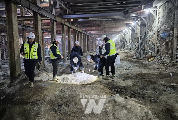 도시철도 지하 암노출