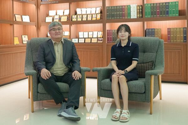 환경에너지공학과 윤진호 교수님, 박진아 박사과정생