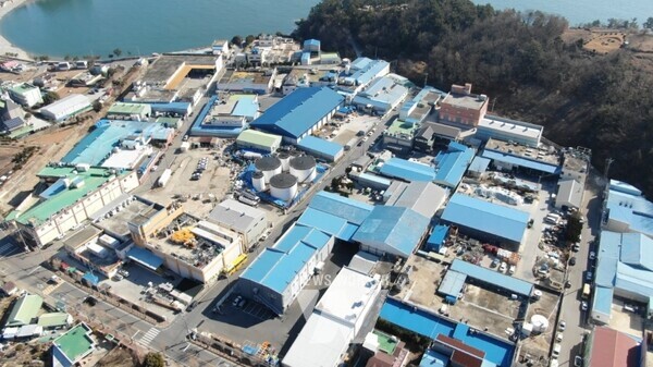 여수시(시장 정기명)는 산업통상자원부 산하 한국산업단지공단이 주관한 ‘2025년 산업단지 환경조성사업’ 공모에서 오천일반산업단지가 ‘노후공장 청년친화 리뉴얼 사업’ 대상지로 최종 선정됐다고 10일 밝혔다.