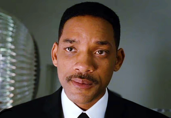 최근 생활고 루머가 도는 할리우드 배우이자 가수 겸 유튜버 윌 스미스 [사진=영화 '맨 인 블랙 3' 스틸]