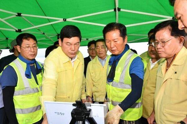 삼지리 딸기농가 하우스 피해농가 정청래의원 현장 방문 및 봉사활동