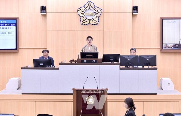 여수시의회(의장 백인숙)는 지난 23일 제247회 임시회 제2차 본회의를 끝으로 7일간의 회기 일정을 모두 마무리했다.