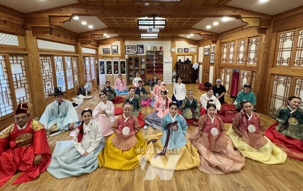 국립순천대학교(총장 이병운)는 지난13일부터 22일까지 10일간 ‘2025 해외 교원 특별 연수 프로그램’을 성공적으로 운영했다